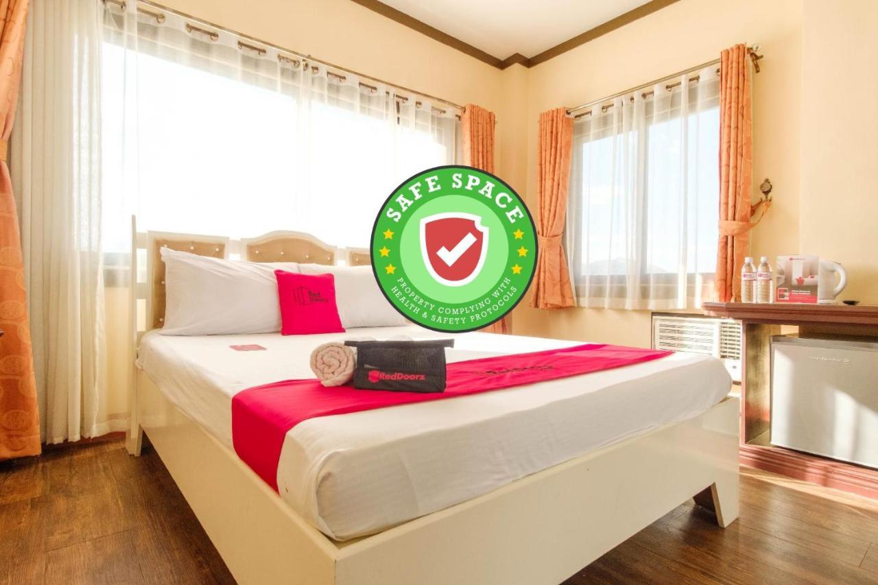 Reddoorz Plus @ Seaborne Hotel Subic Zambales Exterior foto