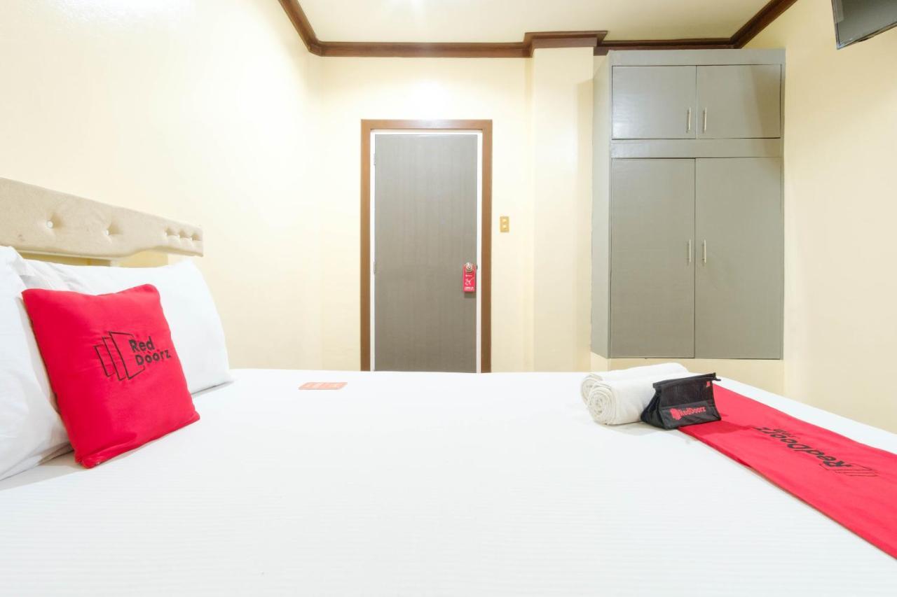 Reddoorz Plus @ Seaborne Hotel Subic Zambales Exterior foto